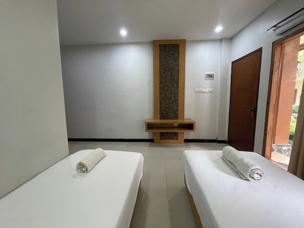 Melati Resort & Hotel 24/50