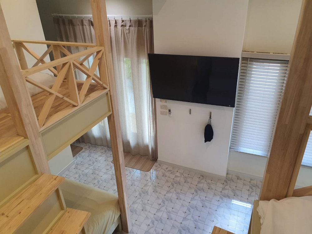 Aob-Oun Homestay By Zuzu 30/50