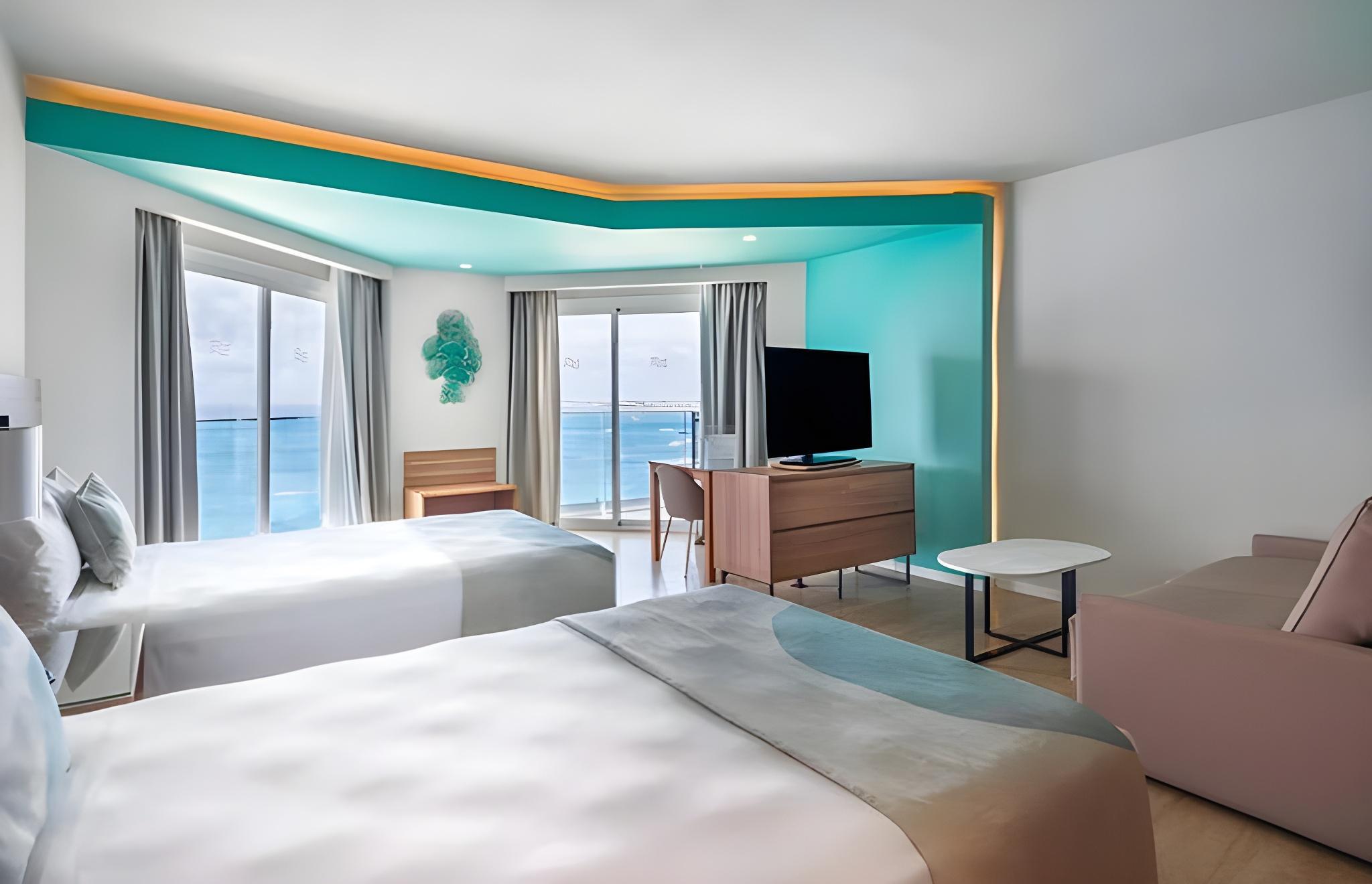 Elite, Club, Junior Suite, Ocean Front