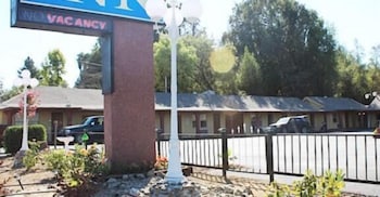 Western Village Inn 2/28