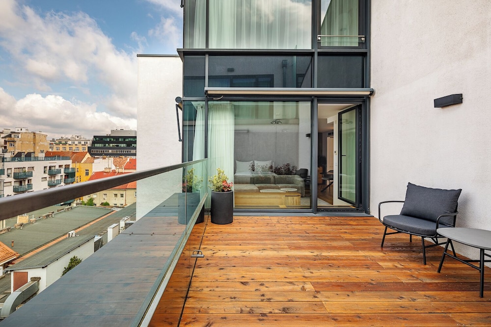 Empirent Apartments 21/50
