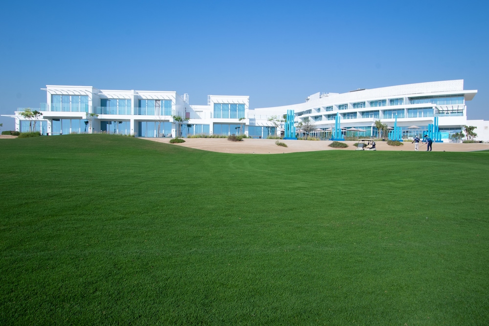 ZOYA HEALTH AND WELLBEING RESORT 44/50