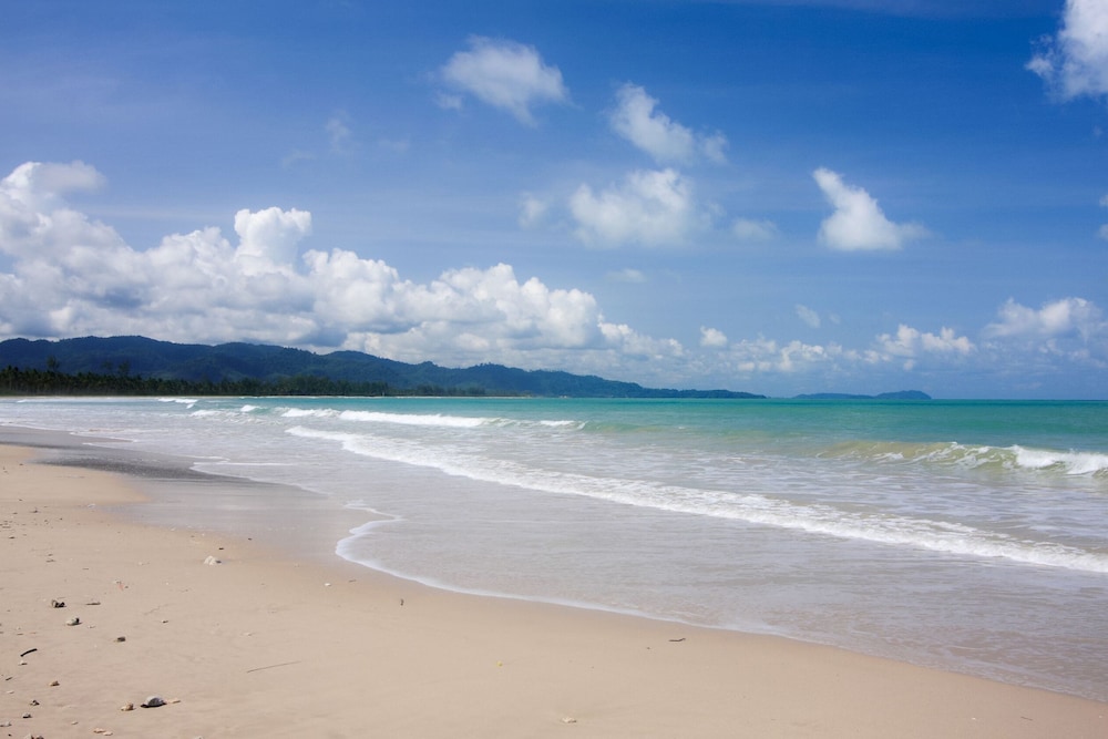 The Grand Southsea Khaolak Beach Resort 43/48