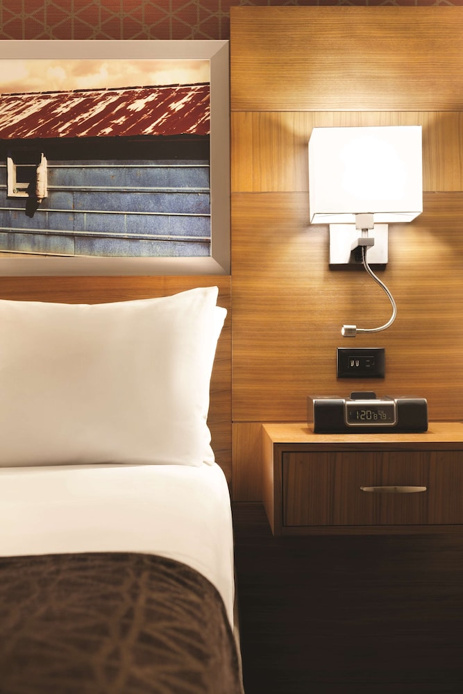 Radisson Hotel La Crosse 19/63