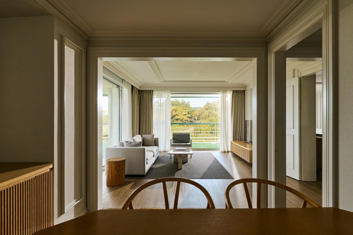 Luxury, Suite, 2 Double Beds, King Bed, Side Pool View