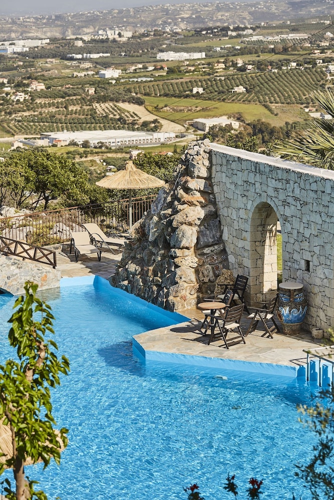 Arolithos Traditional Cretan Village 48/50