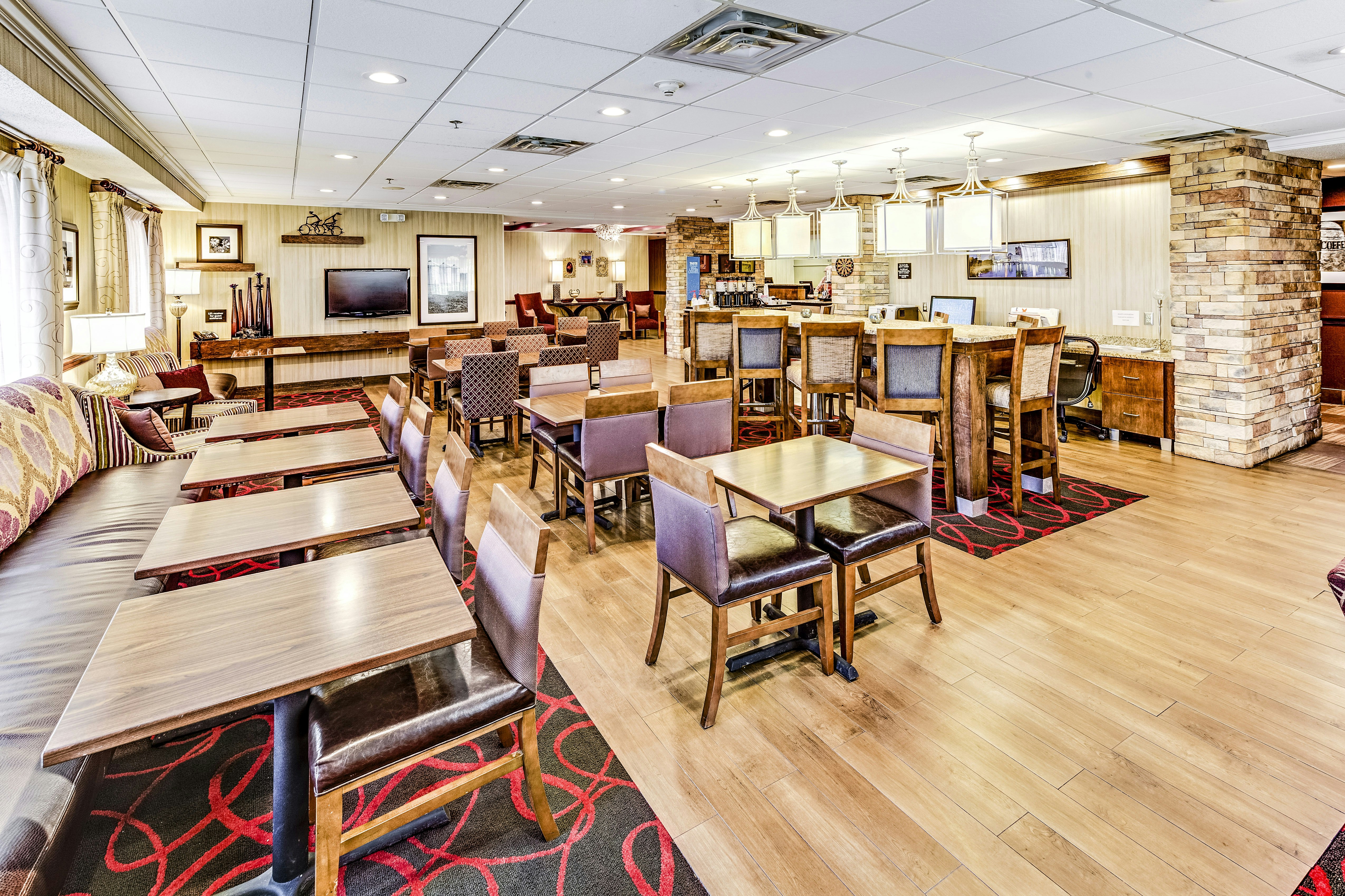 Hampton Inn by Hilton Columbus I-70E/Hamilton Rd. 49/72