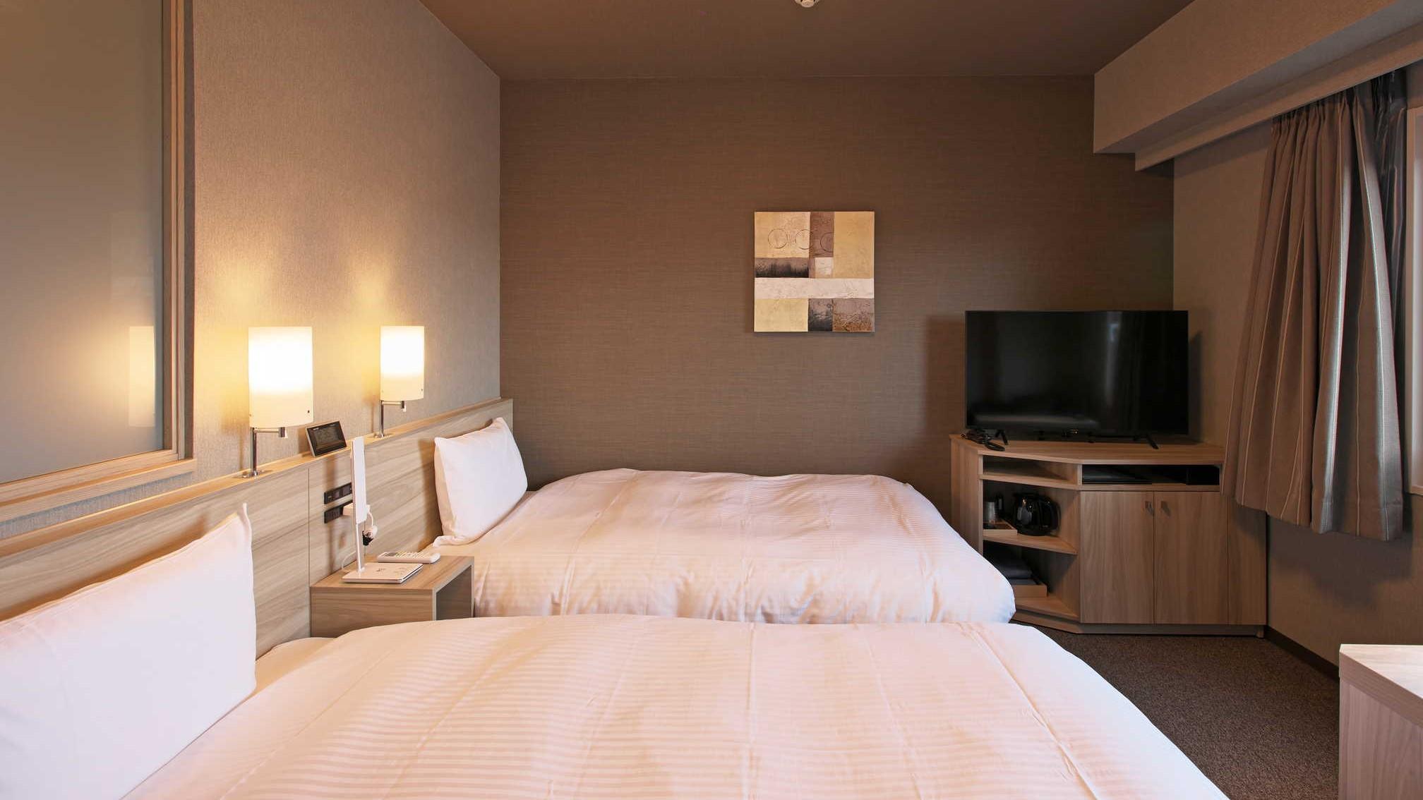 Room, Twin Beds, Electronic Cigarette Only, Smoking