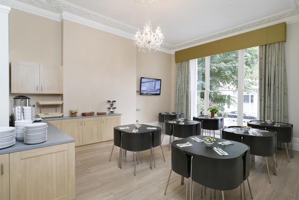 Hyde Park Boutique Hotel 32/44