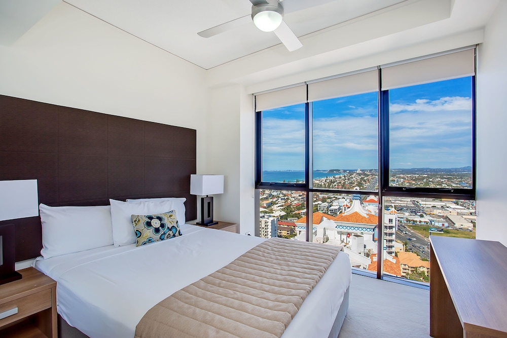 Mantra Sierra Grand Broadbeach 21/73
