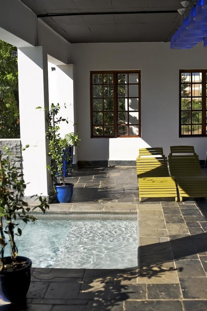 Boord Guesthouse 28/50