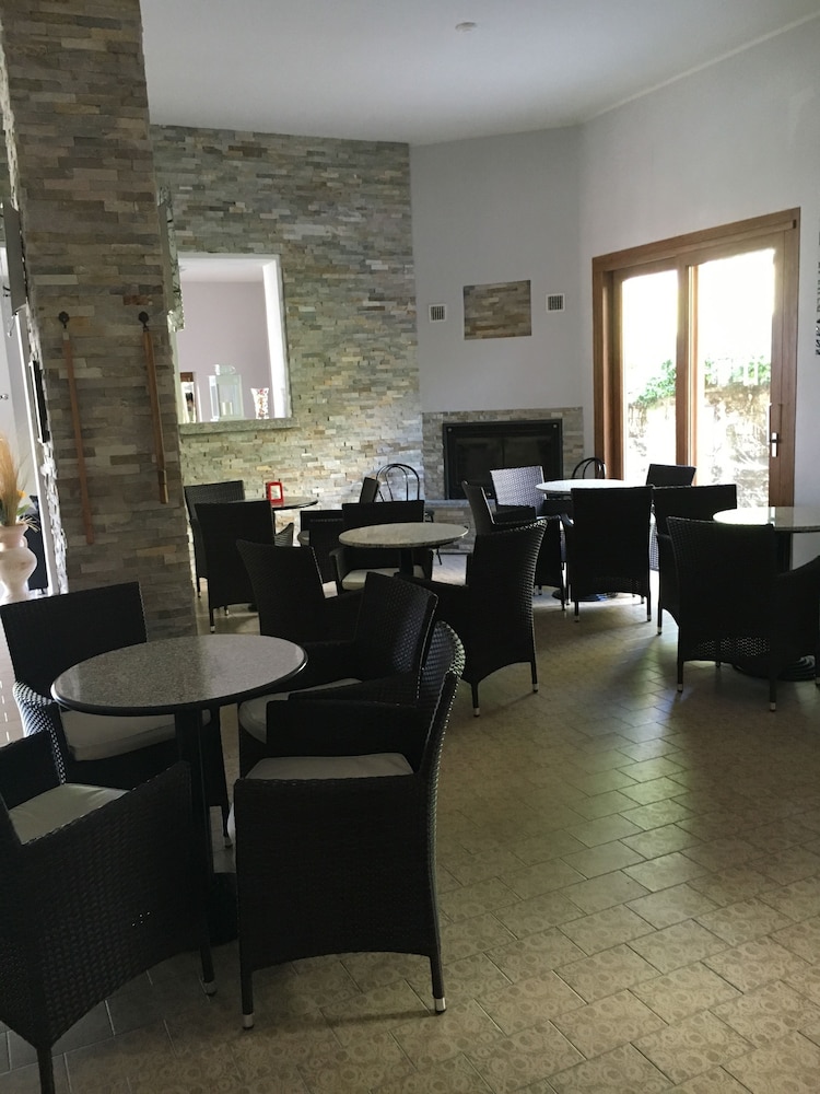 Albergo Breglia 32/64
