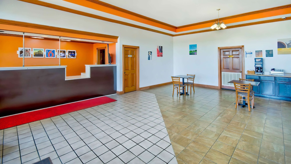 Motel6 Grand Rivers, KY 12/59