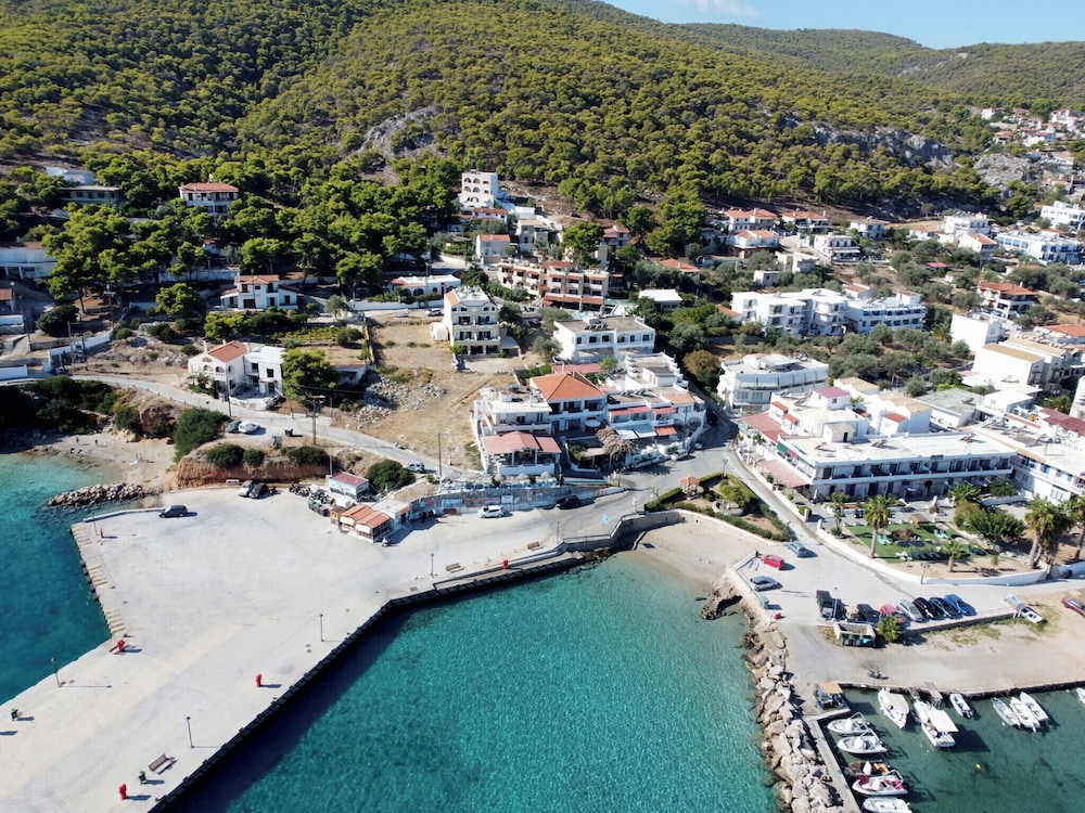 Vasilaras Hotel 47/50