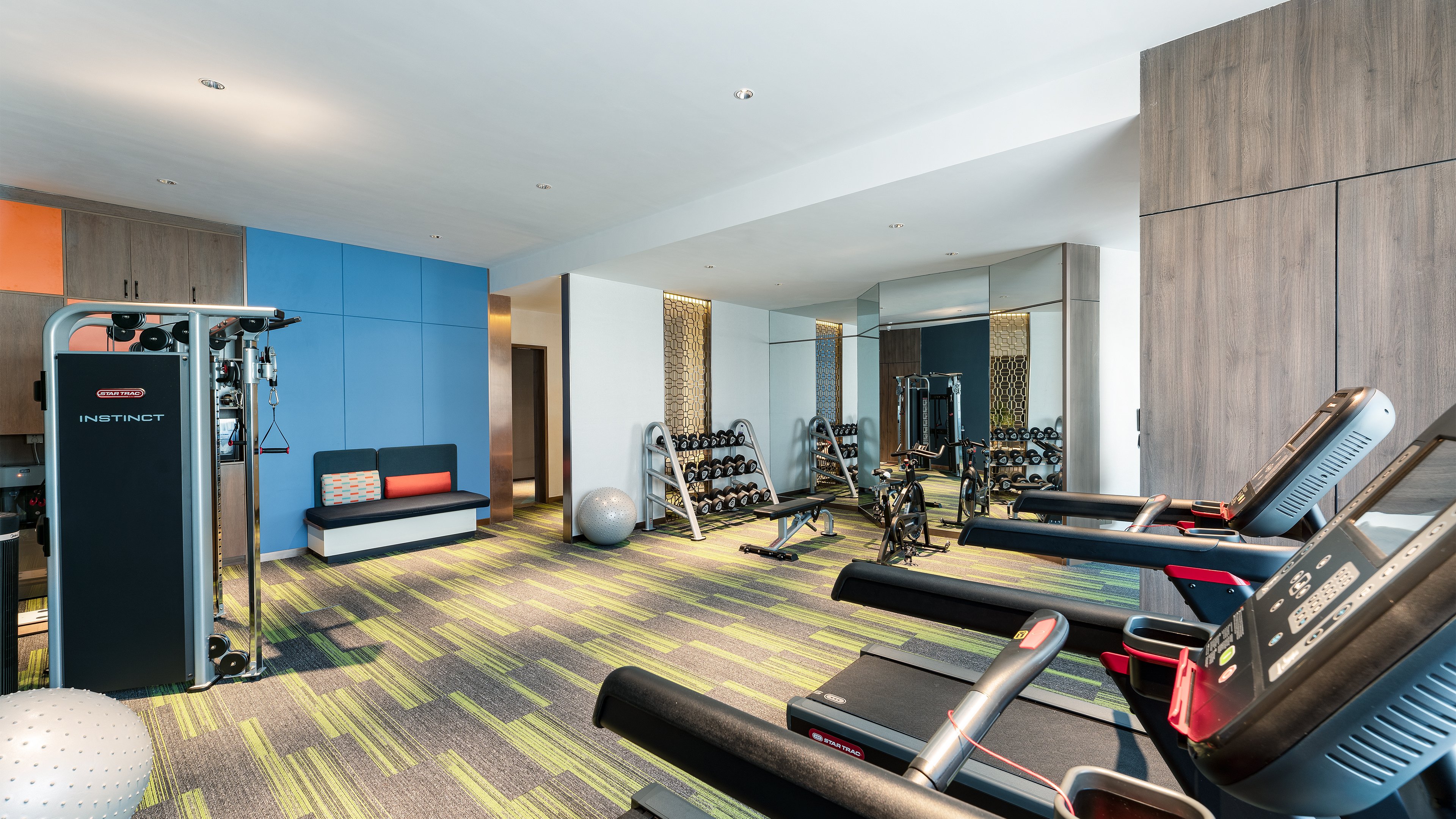 Holiday Inn Express Xining Railway Station 30/49