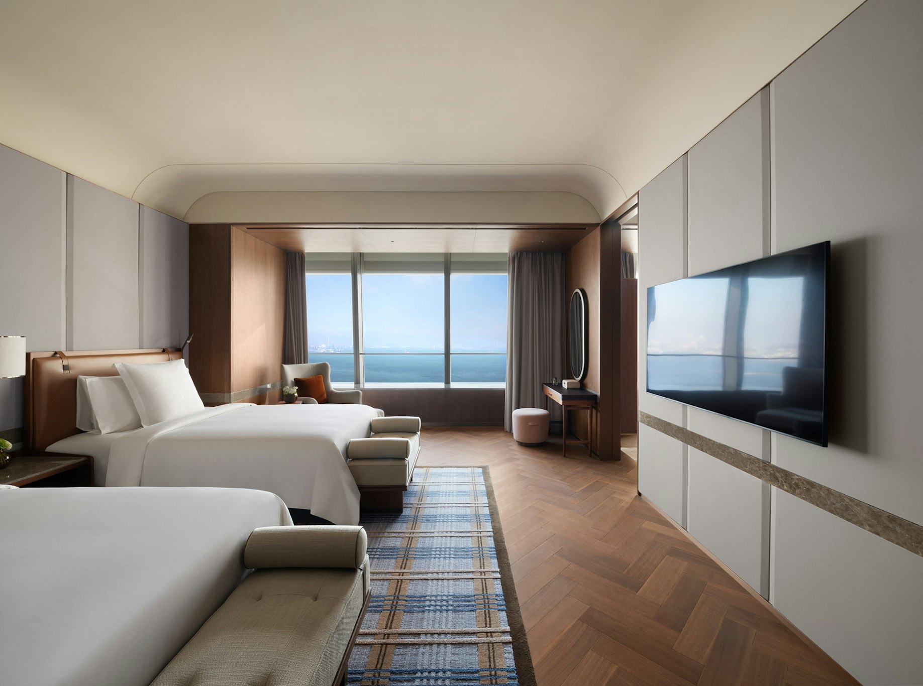 Four Seasons Hotel Dalian 12/57
