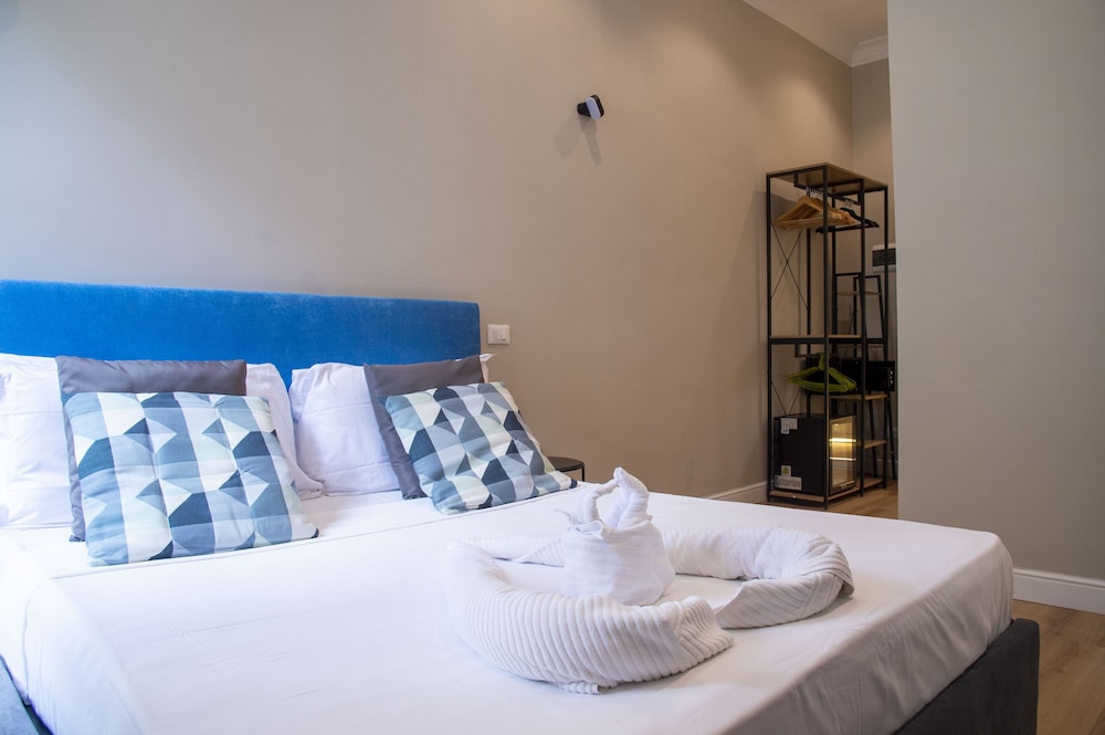 AD Suites Tritone 19/50