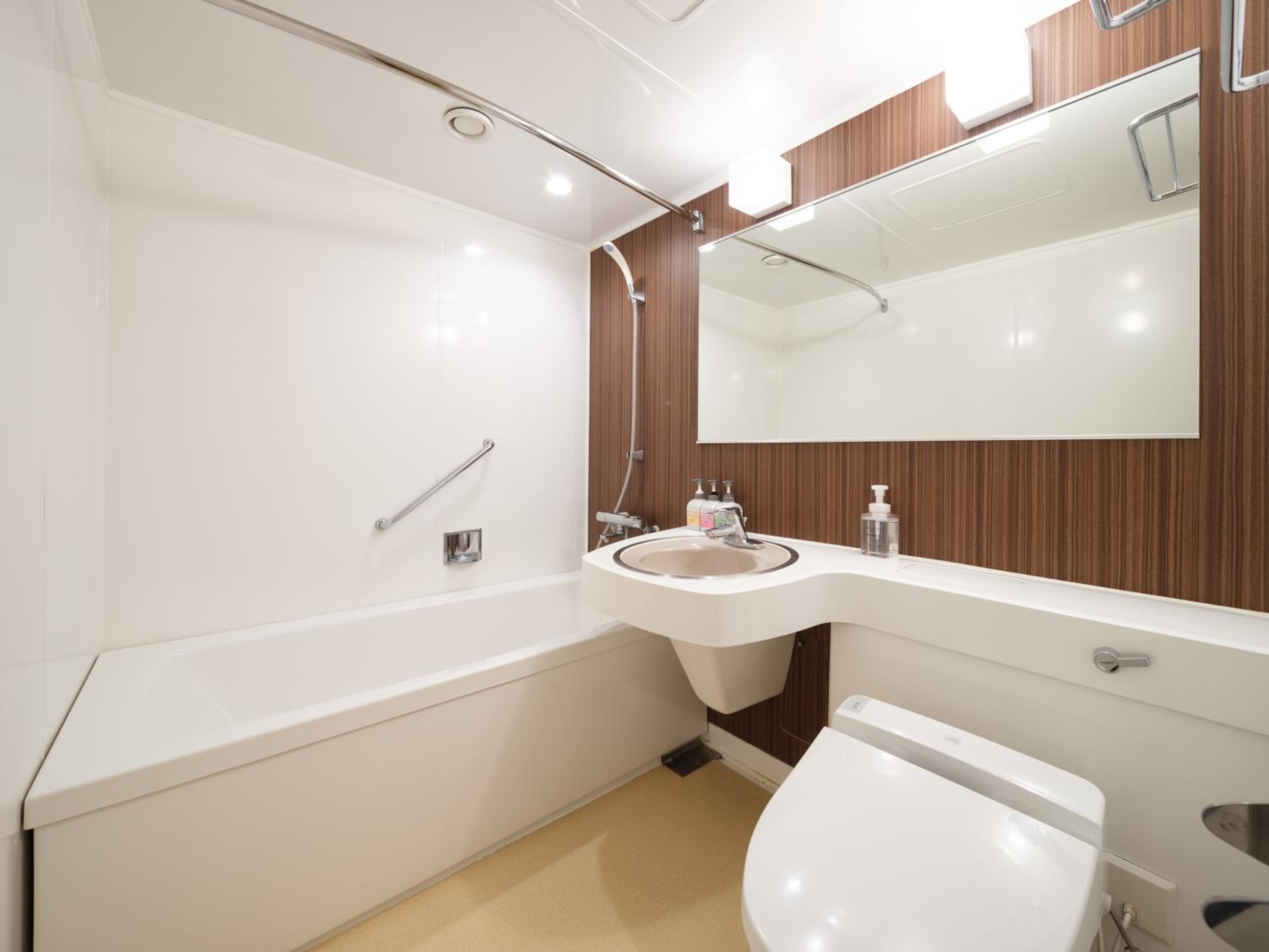 Yokaichi Royal Hotel 57/58