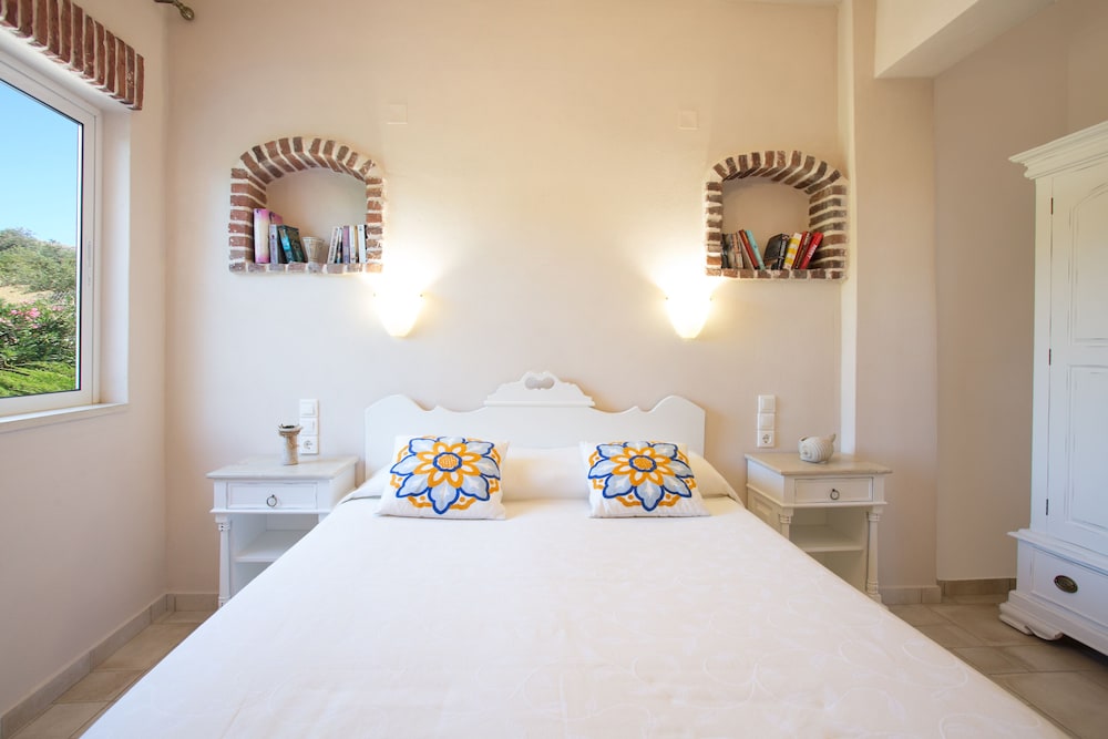 Villa Dafni 16/46