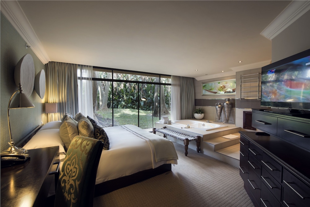 The Cascades Hotel At Sun City Resort 11/50