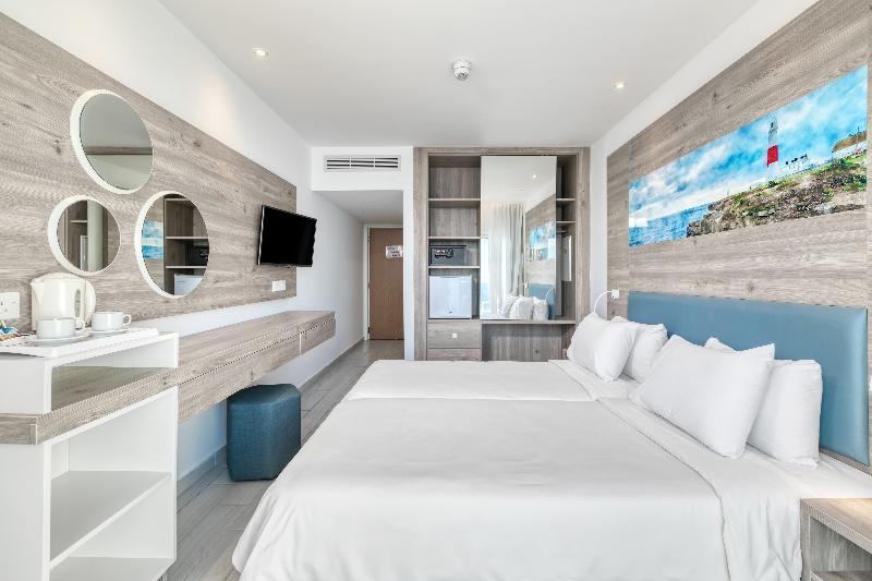 Room, Double Bed, Garden View, Garden Area