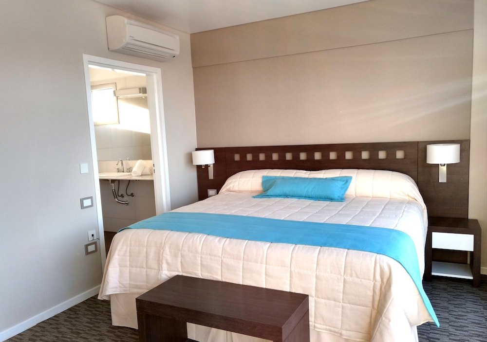 Days Inn & Suites by Wyndham La Plata 8/37