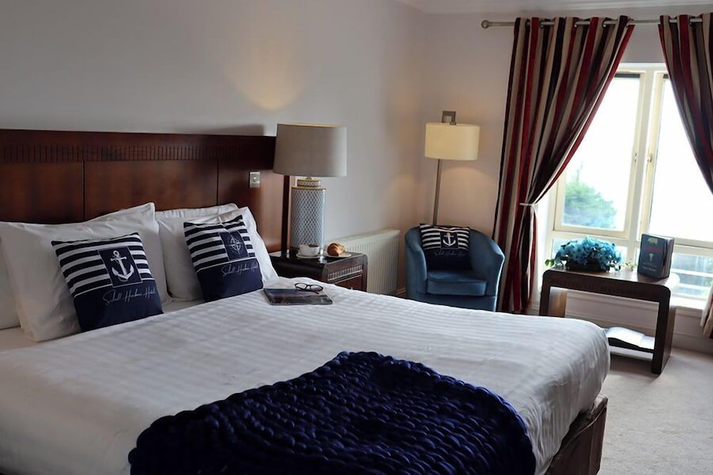 The Schull Harbour Hotel 23/56
