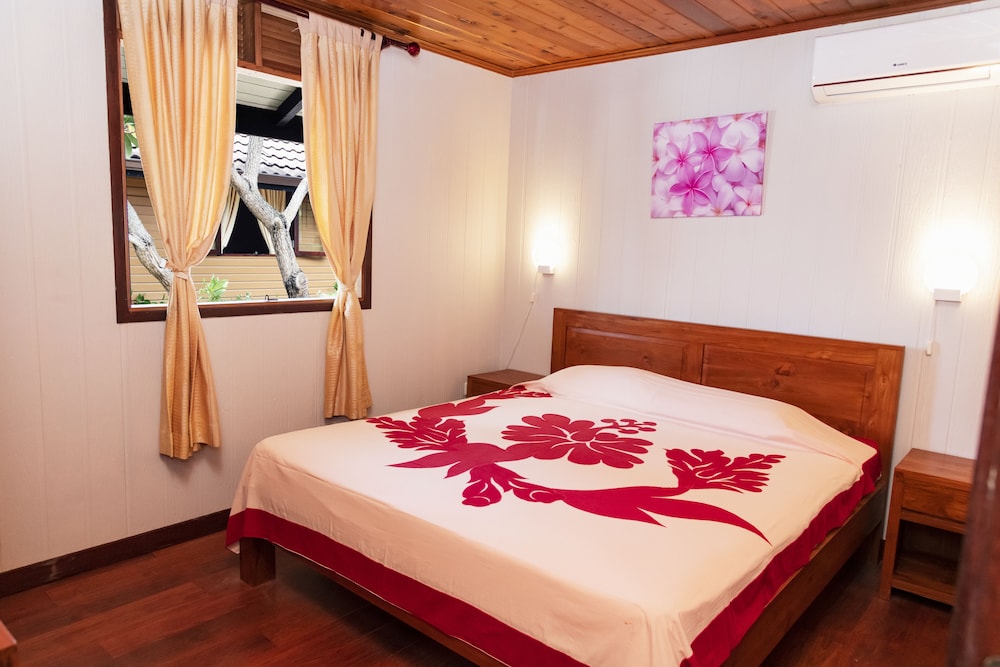 Moorea Golf Lodge 8/34