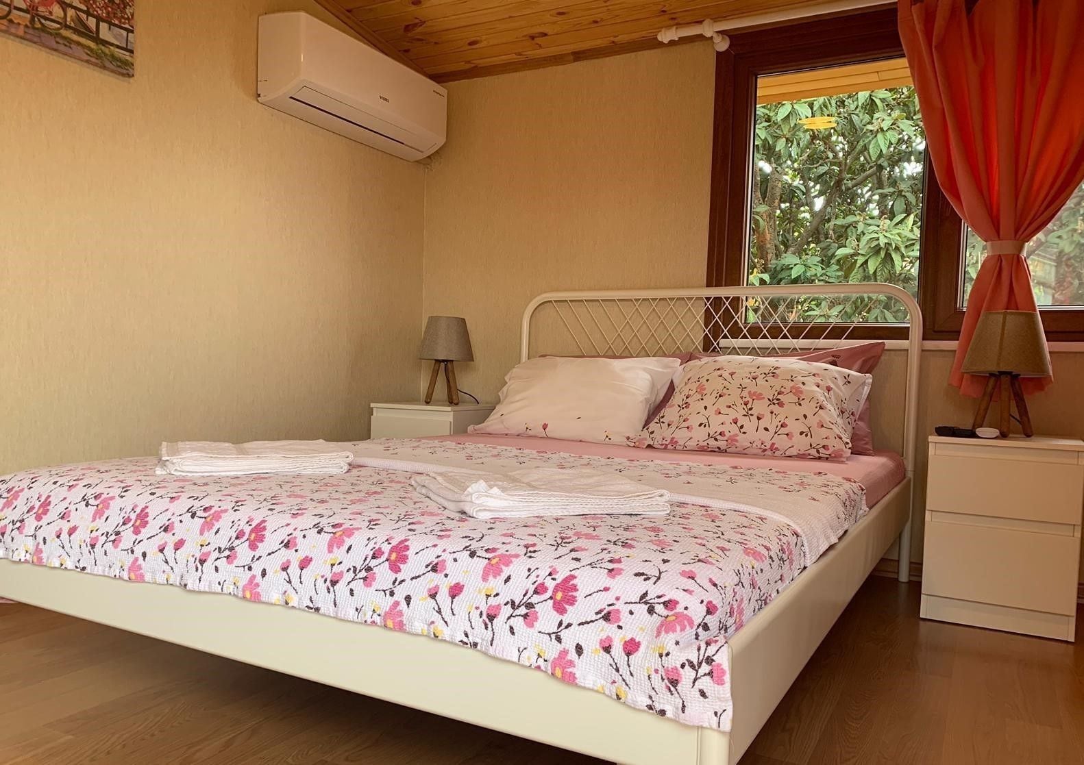 CLASSIC, DOUBLE BED, GARDEN VIEW