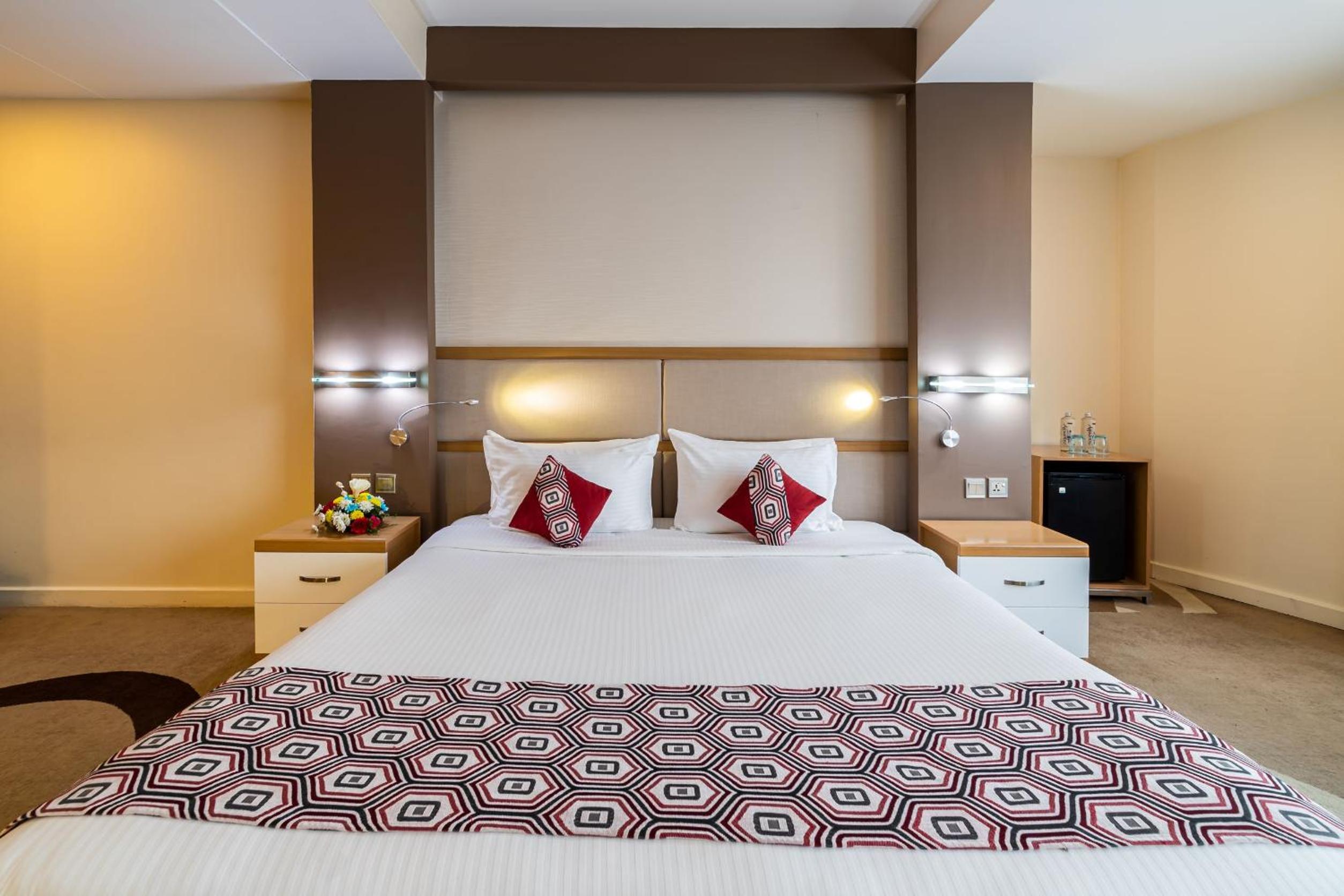 Business, Azure, Suite، PrideInn Azure Hotel Nairobi Westlands 8/10