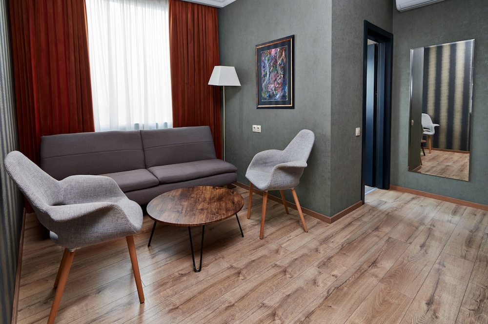 HOTEL CITY 28/50