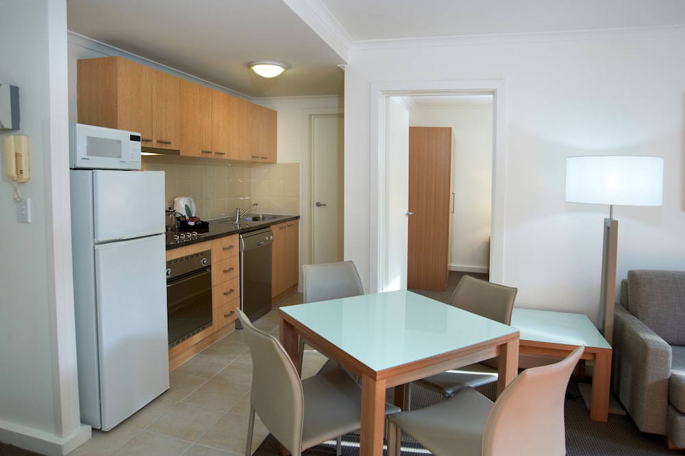 QUEST ST KILDA BAYSIDE 34/41