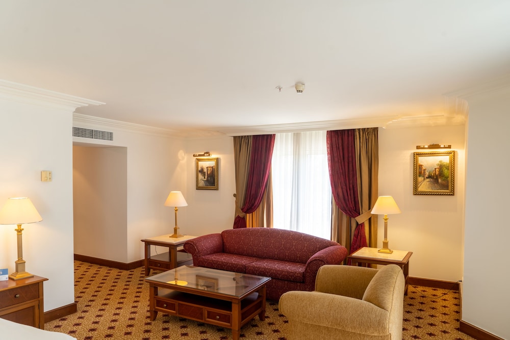 Ic Hotels Airport 48/69