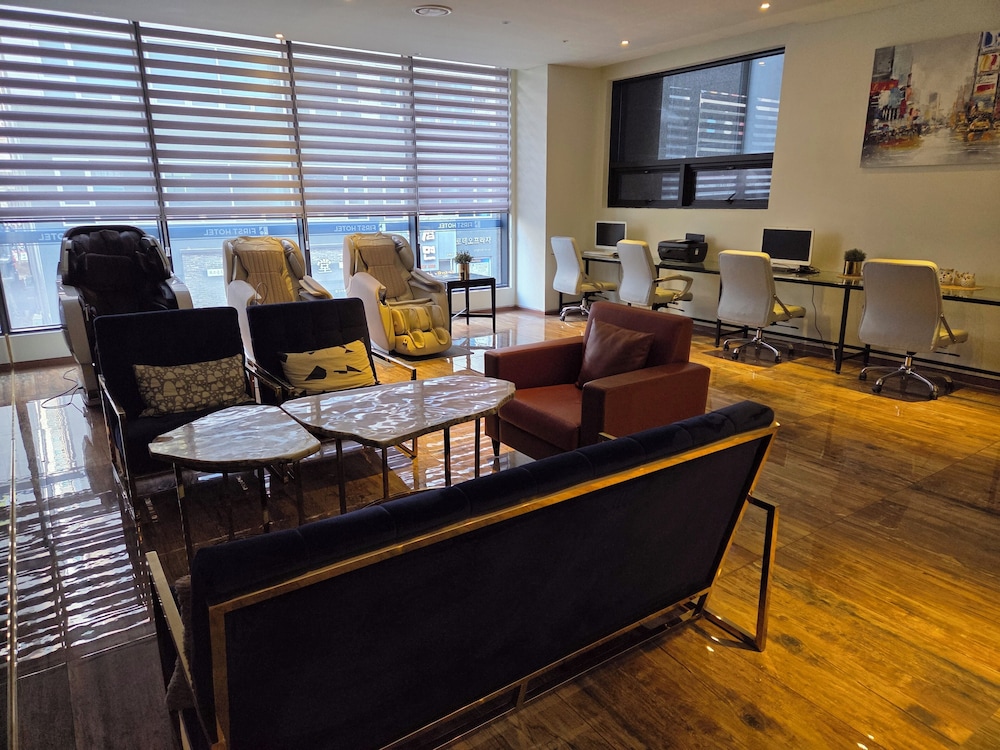 Galmea First Hotel 38/50