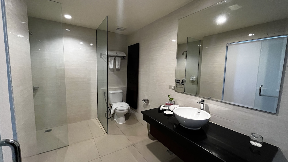 Swiss-Belhotel Silae Palu 73/73