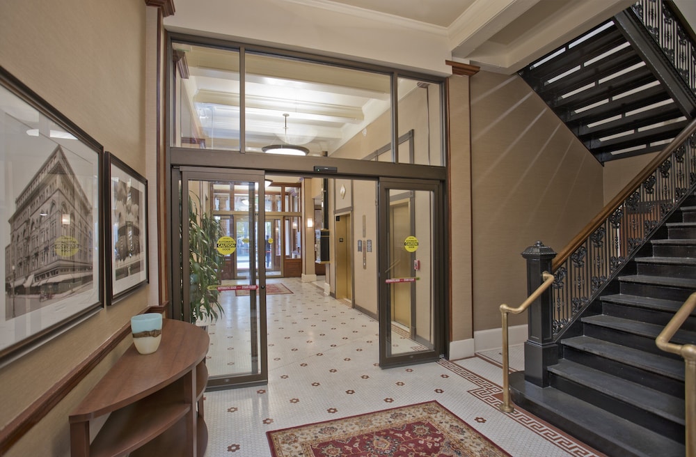 Staybridge Suites BALTIMORE INNER HARBOR 59/80