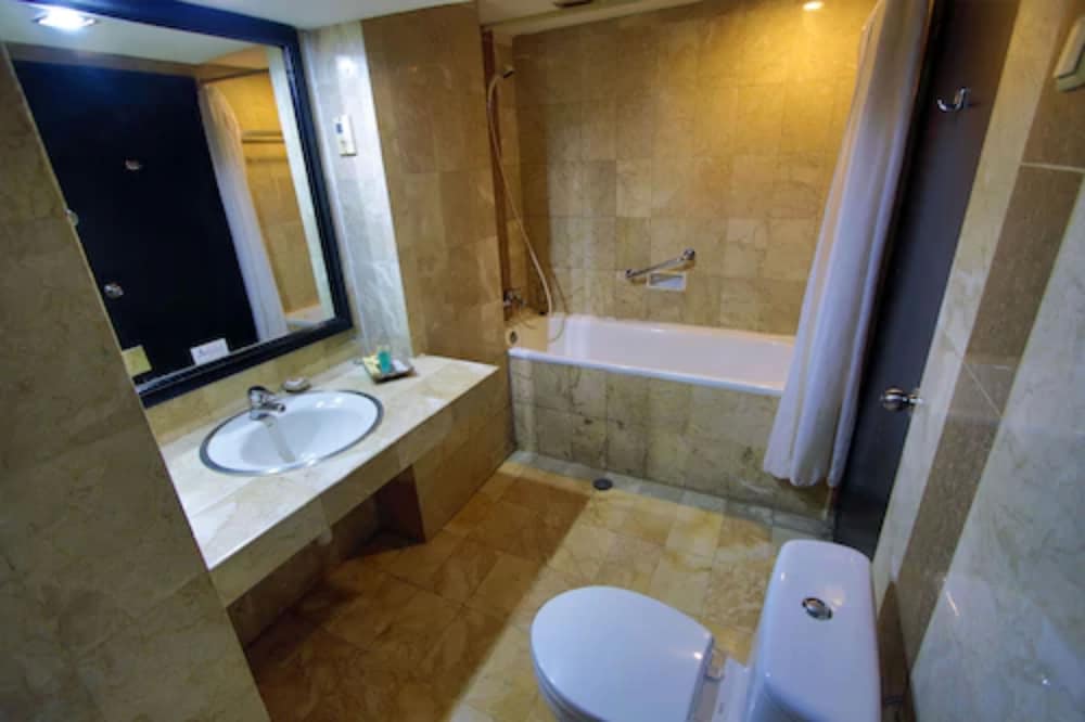 The Jayakarta Sp Jakarta Hotel Spa 26/68