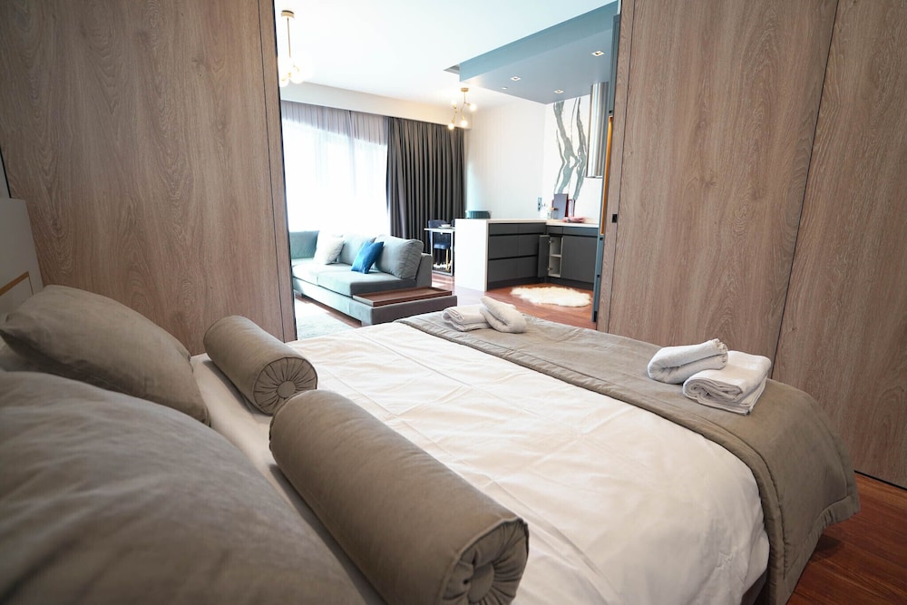 Design, Studio, King Bed
