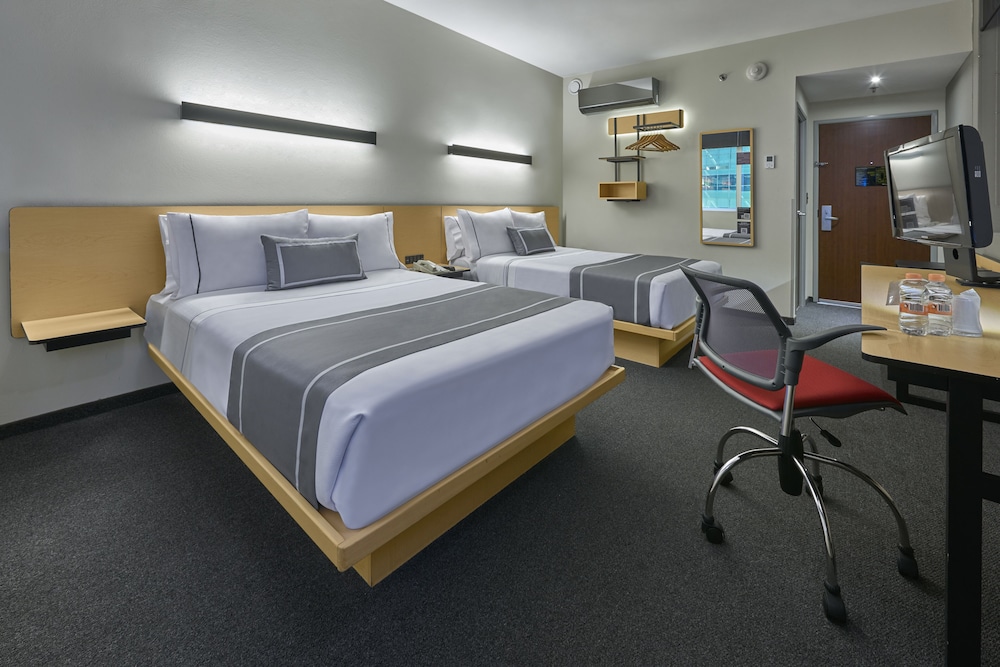 City Express Plus by Marriott Santa Fe 15/61