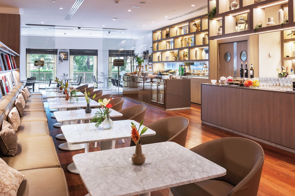 The Level at Melia Sevilla 42/62