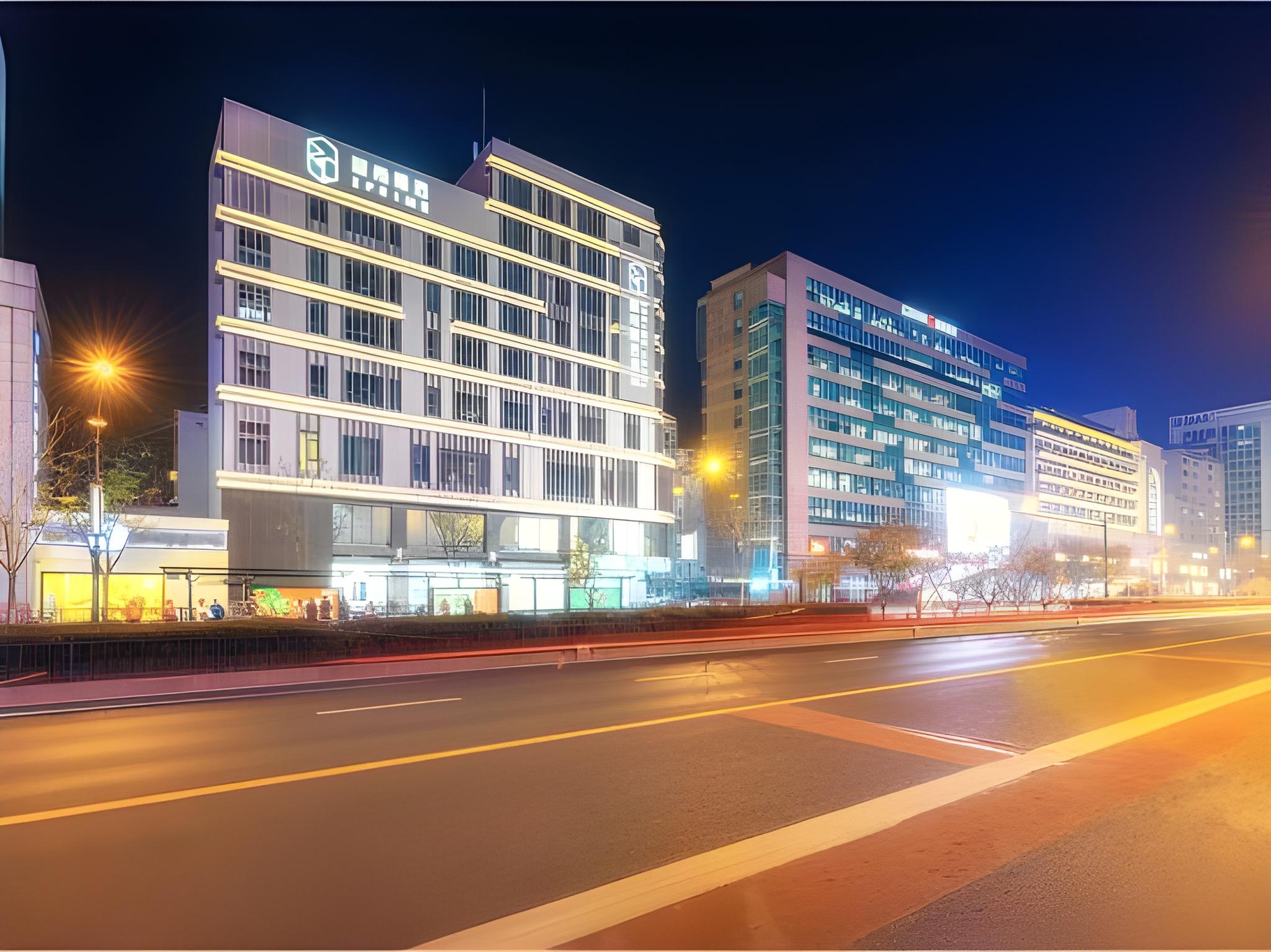 Zprime Hotel (Hangzhou West Lake Yan'an Road Hubin) 4/34