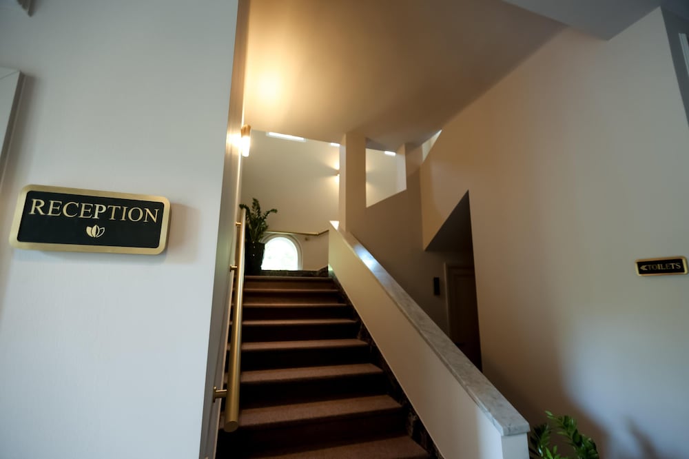 Padam Boutique Hotel 37/55