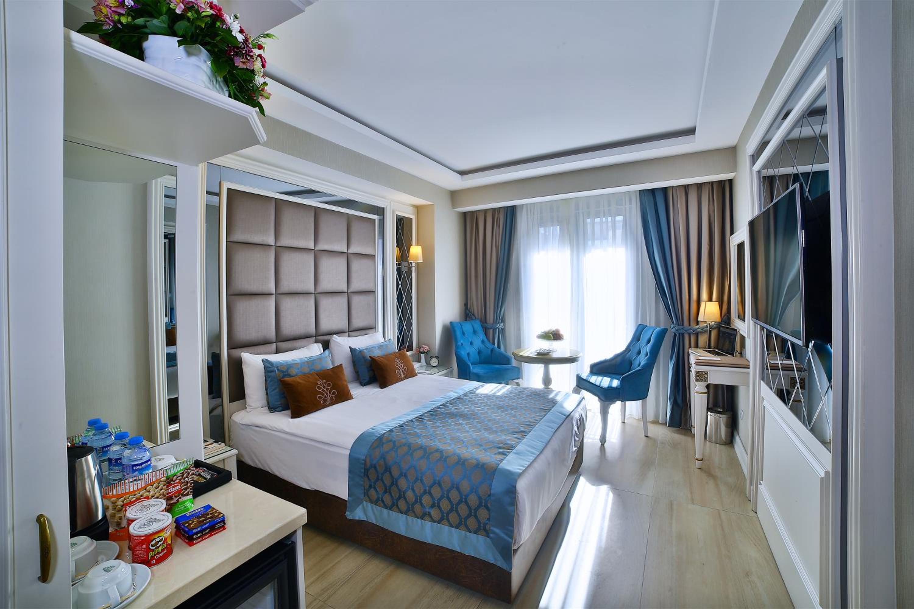 Deluxe, Double Bed, French Balcony