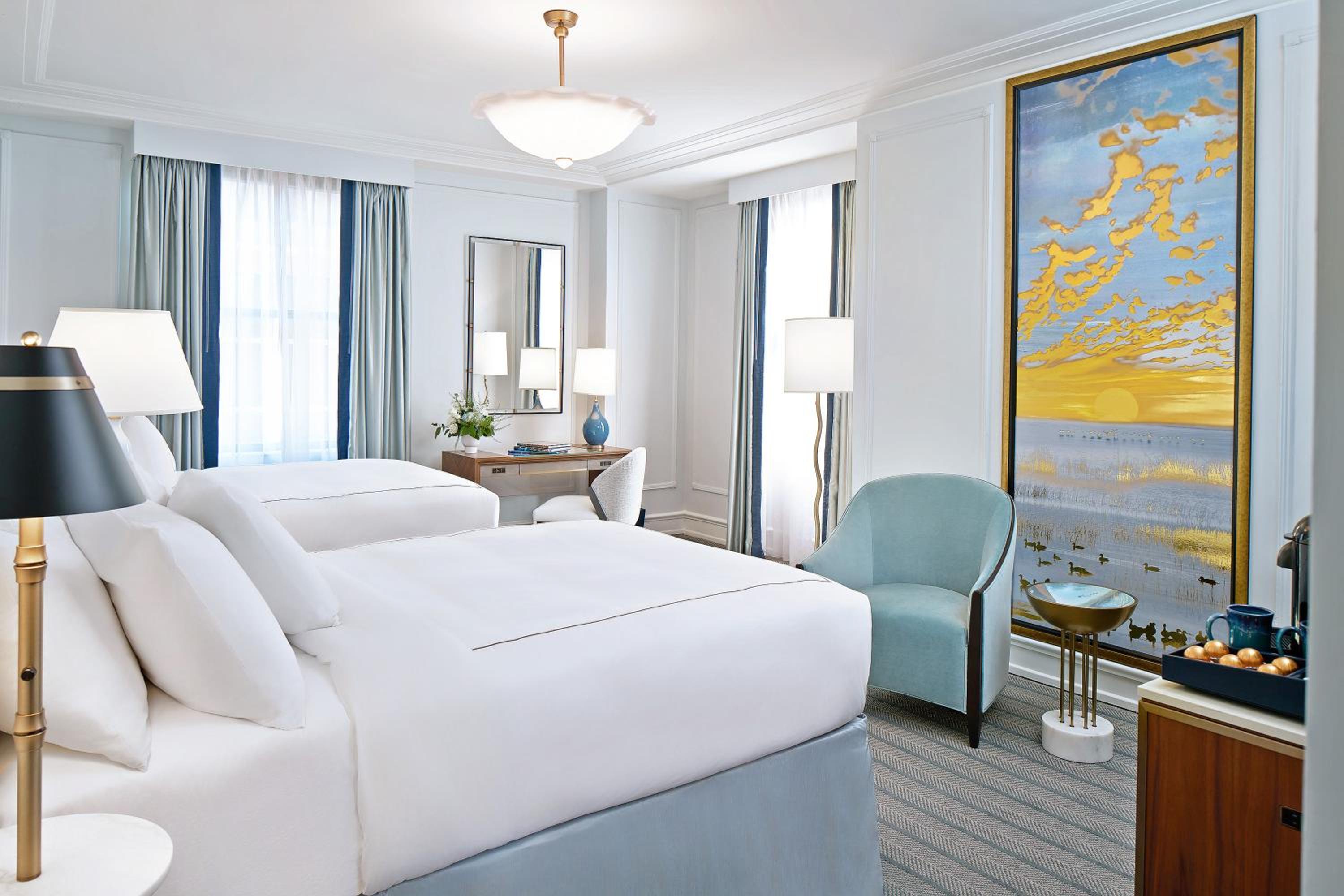DELUXE, DOUBLE BED