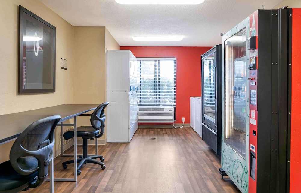 Extended Stay America - Detroit - Warren 35/46