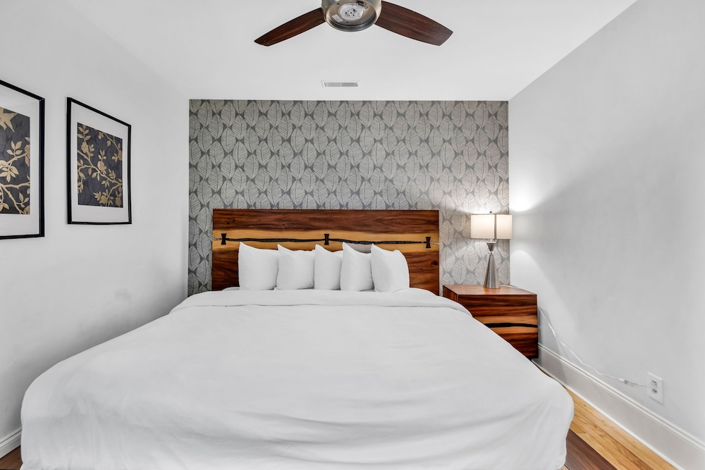 Holiday Shores 9/50