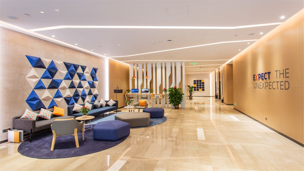 Holiday Inn Express Jiangmen Jianghai 7/79