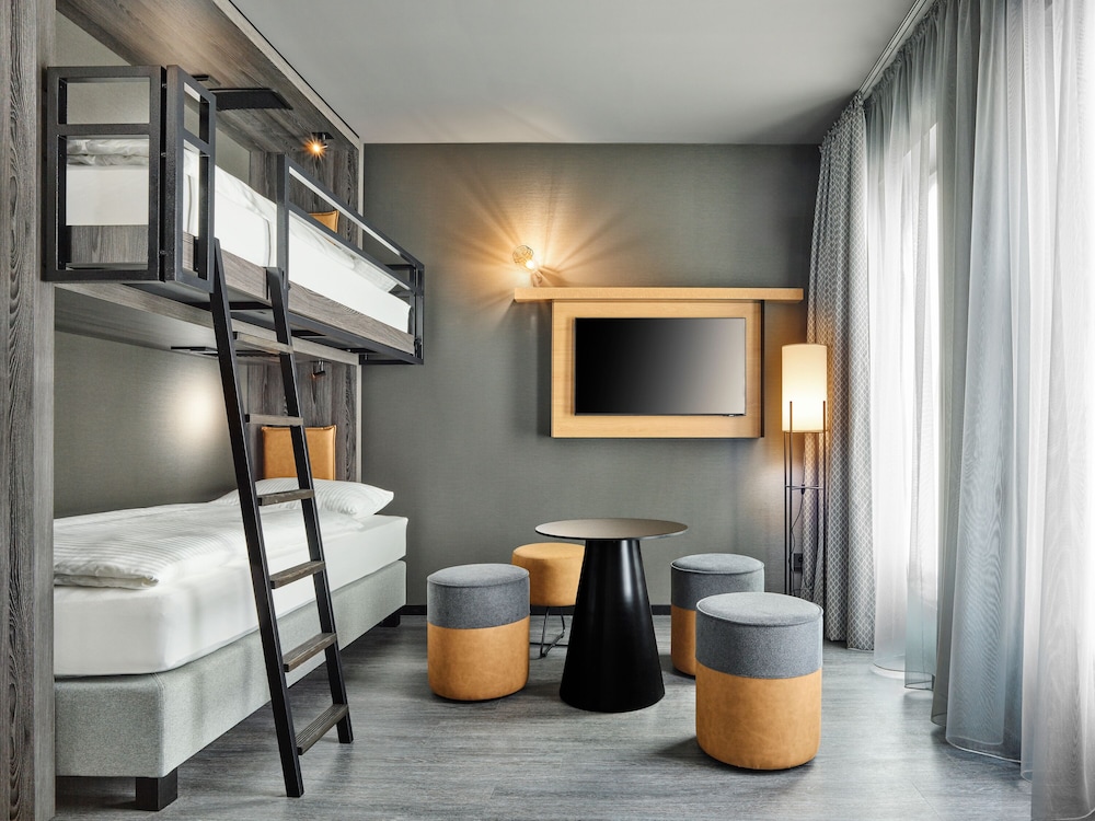 H2 Hotel Saarbrucken 14/30