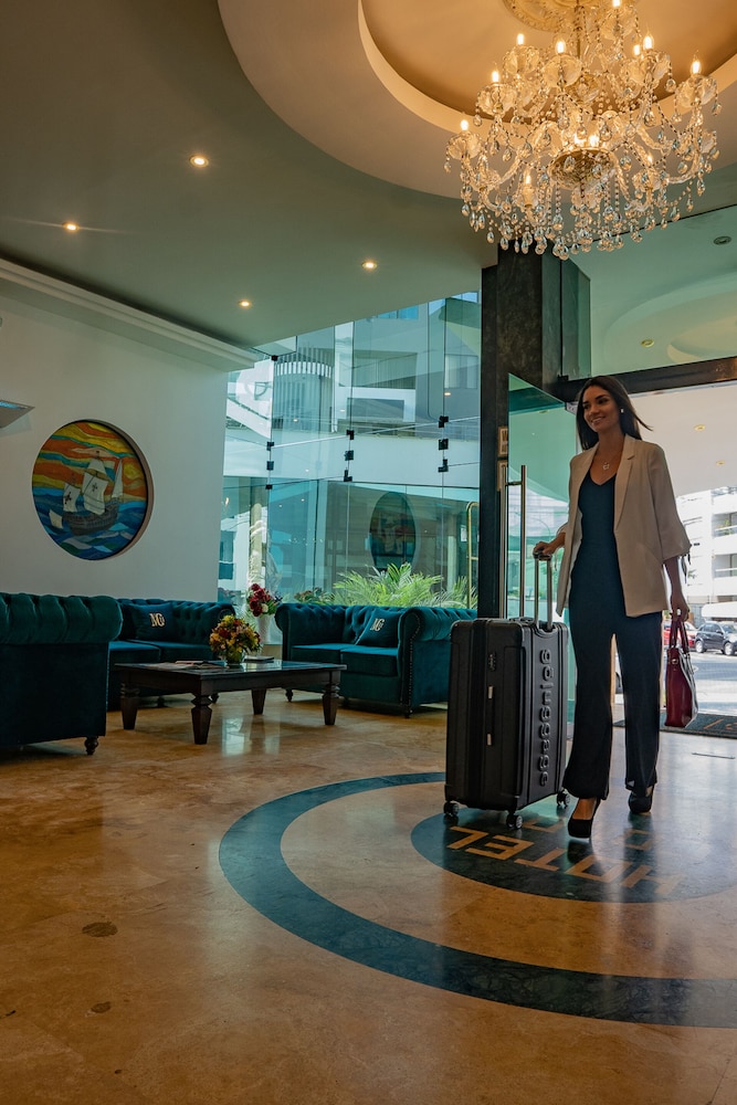 MIRAFLORES COLON HOTEL 28/31