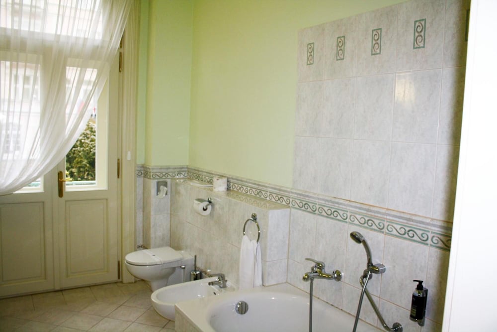 Hotel Mignon 43/46